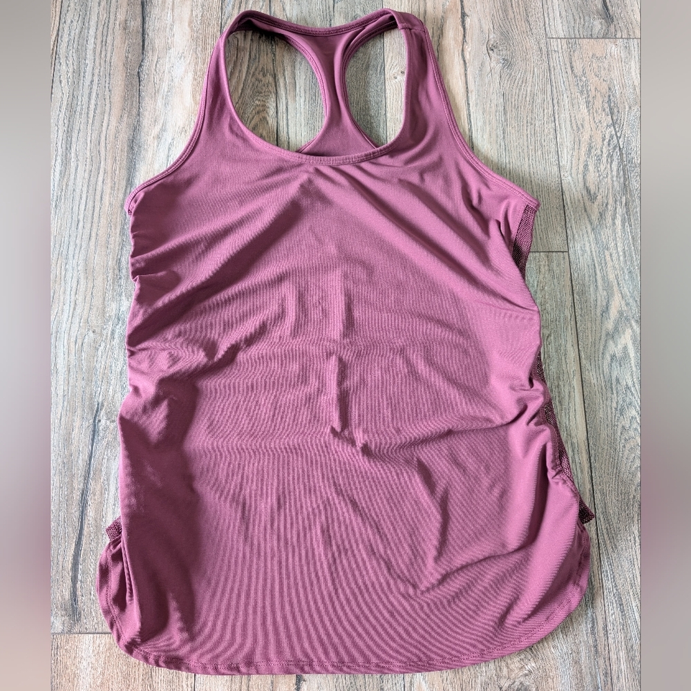 FABLETICS Cashel Tank Top Maroon Activewear Side Mesh with Ruching Size Medium - Picture 5 of 7